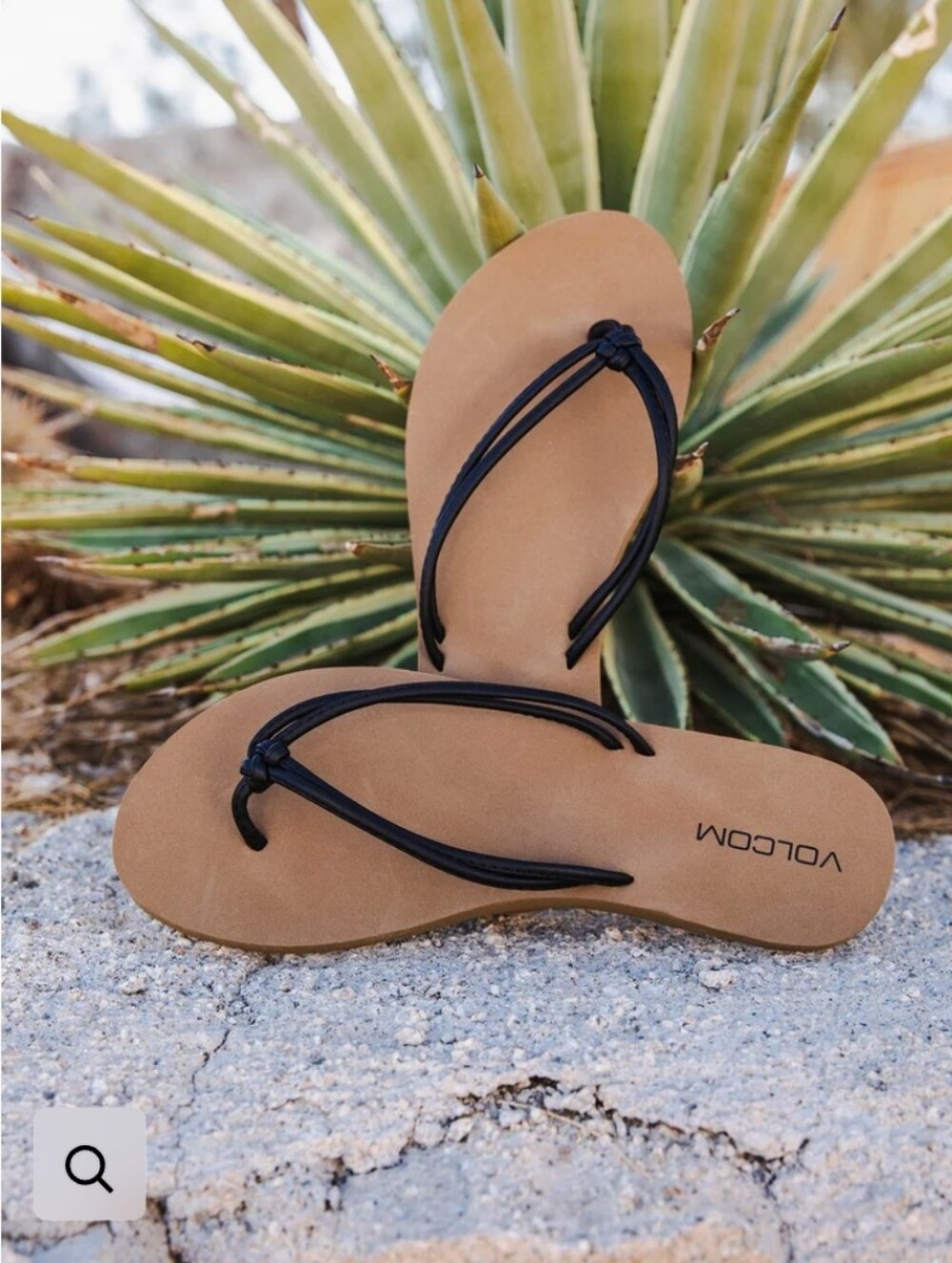 NEW Volcom Women's Forever & Ever II Black Flip Flop Sandals Size 7